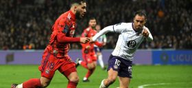 Ligue 1: Lyon l'emporte à Toulouse et s'accroche à l'Europe