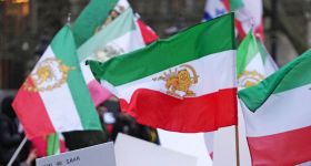 «Trop dangereux d'aller à l'hôpital» : un témoin raconte la répression en Iran