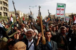 Douze employés de l'ONU au Yémen ont quitté Sanaa après avoir été détenus par les Houthis