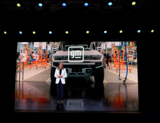 General Motors entre de plain-pied dans la bataille pour les électriques