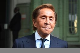 Valentino, le couturier romain amoureux du rouge, est mort à 93 ans