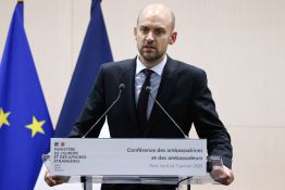 L'Algérie demande à 12 fonctionnaires français de quitter son territoire sous 48 heures