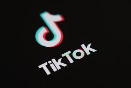 TikTok annonce créer une co-entreprise aux États-Unis pour y éviter son interdiction