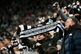 Coupe de la Ligue: Newcastle qualifié en finale aux dépens d'Arsenal