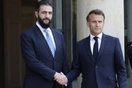 Macron accueille le président syrien pour lui demander de protéger \