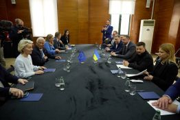 Ukraine: les dirigeants européens avec Zelensky lundi à Washington