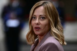 Vance et von der Leyen discutent des droits de douane à Rome