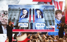 Présidentielle en Pologne: les deux rivaux au coude à coude au 2nd tour