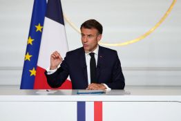 Macron veut un accord commercial UE-USA « le plus vite possible avec les tarifs les plus bas possibles »