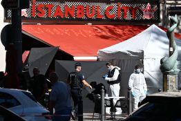 Attaque au couteau à Marseille: cinq blessés dont un dans un état «critique», l'assaillant tué