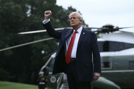 Trump menace la Russie de nouvelles sanctions après l'attaque record contre l'Ukraine