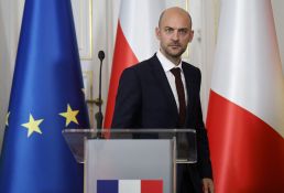 Le chef de la diplomatie française se rend en Turquie pour réchauffer les relations