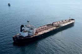 L'Ukraine revendique l'attaque de deux pétroliers de la flotte fantôme russe en mer Noire