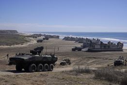 Les États-Unis réduisent leur présence militaire en Europe, mais sans «retrait»