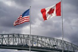 Droits de douane: Trump rejette la main tendue du Canada