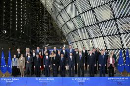 Aide à l'Ukraine: les dirigeants de l'UE sommés de trouver une solution