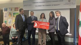 L'ambassade de Colombie décerne le premier prix du concours de dessin Fabriano