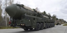 Washington dévoile son arsenal nucléaire et appelle Moscou à faire de même