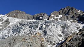 Sur les sommets du mont Kenya, la fin des glaciers