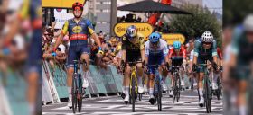 Tour de France: Pedersen s'impose au sprint à Limoges