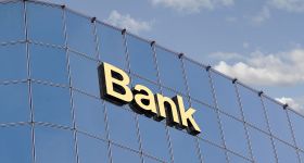 La commission parlementaire des Finances et du Budget adopte le plan de la réforme du secteur bancaire