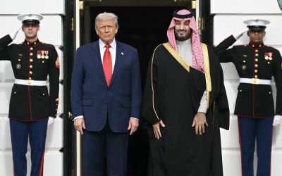 Trump et MBS scellent des partenariats économiques et militaires d'ampleur