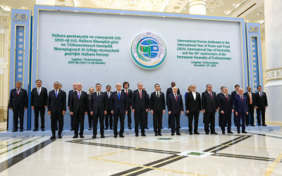 Poutine, Erdogan et Pezeshkian au Turkménistan, un des pays les plus secrets du monde