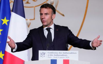 Macron reçoit mercredi les dirigeants du Danemark et du Groenland