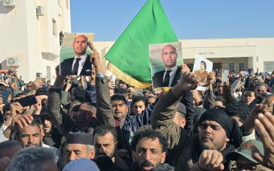 Libye: Seif al-Islam Kadhafi inhumé en présence de milliers de partisans