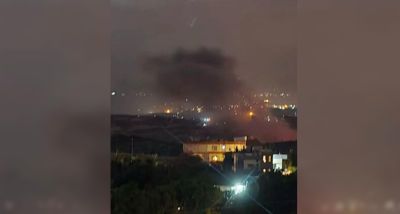 Raids israéliens nocturnes sur Iqlim al-Touffah: un centre de la force Radwan visé