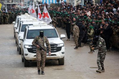 Israël identifie les corps rendus dimanche par le Hamas comme ceux de trois otages