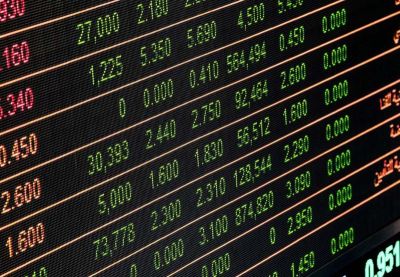 Les marchés jaugent les implications économiques des premières décisions de Trump