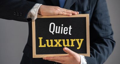 Le «quiet luxury» gagne la beauté: quand la discrétion devient la nouvelle sophistication