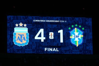 Mondial-2026: l'Argentine domine à nouveau le Brésil, défait  4 à 1
