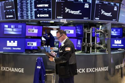 Les Bourses européennes chutent, le pétrole s’envole, l’or se renforce face aux tensions géopolitiques au Moyen Orient