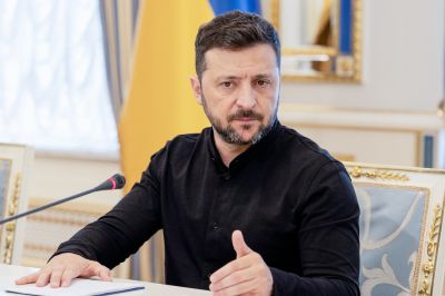 Zelensky reçu par le pape à la veille d'une conférence sur l'Ukraine à Rome