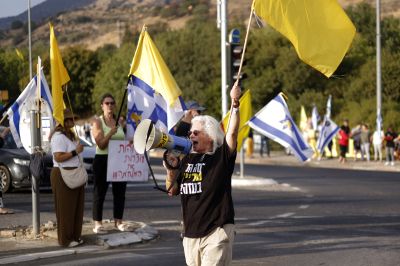 Immense manifestation à Tel-Aviv en soutien aux otages israéliens à Gaza