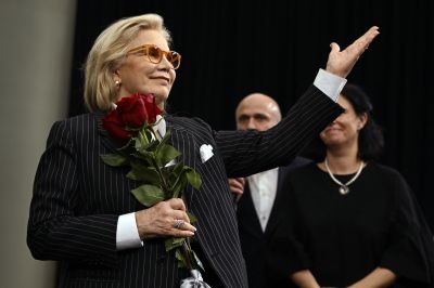Sylvie Vartan de retour à Sofia pour la première de son documentaire