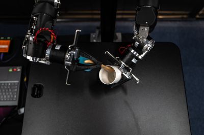 Tokyo: La course aux robots humanoïdes