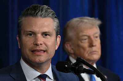 Hegseth defend la nouvelle stratégie américaine après la capture de Nicolás Maduro