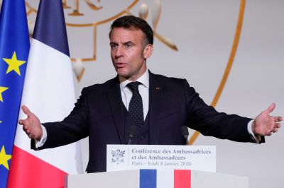 Macron reçoit mercredi les dirigeants du Danemark et du Groenland