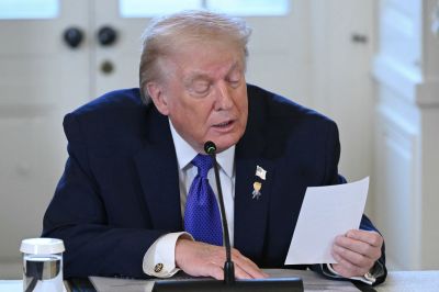 Trump parle au dirigeant syrien, assure que «tout se passe très bien»