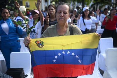 Donald Trump se dit ouvert à une entrevue avec la présidente par intérim du Venezuela