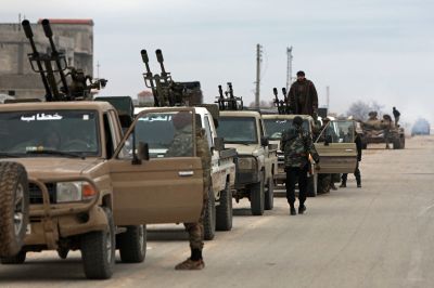 L'armée syrienne étend son contrôle de zones du nord de la Syrie, les Kurdes font état de combats