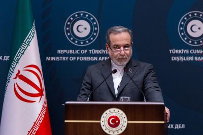 Pour Téhéran, pas de négociation possible sur ses capacités de défense et ses missiles