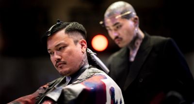 À Tokyo, les barbiers montent sur le ring
