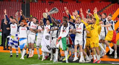 Ligue Europa: Tottenham domine Manchester United en finale et brise sa malédiction