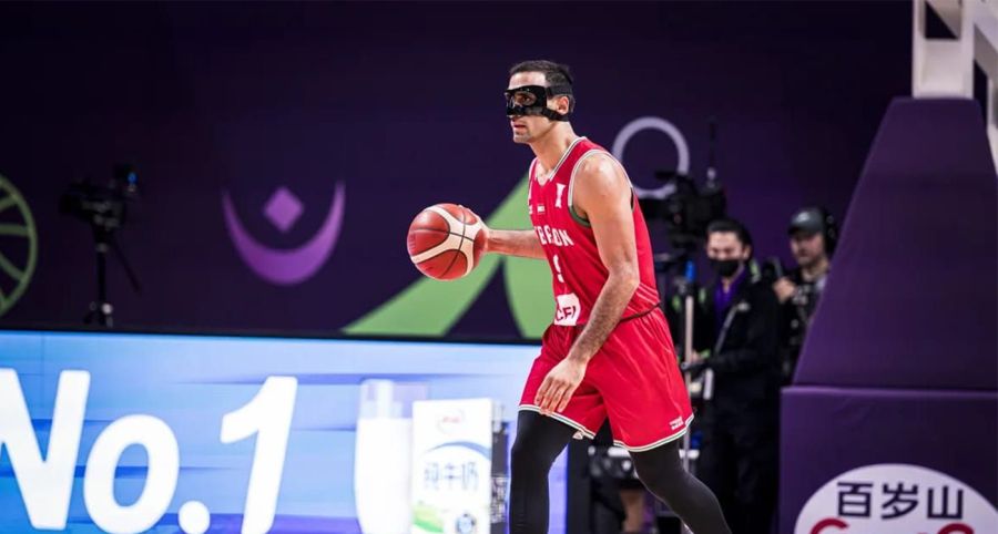 Basket: Sergio Darwich, le guerrier masqué qui porte le Liban à bout de bras