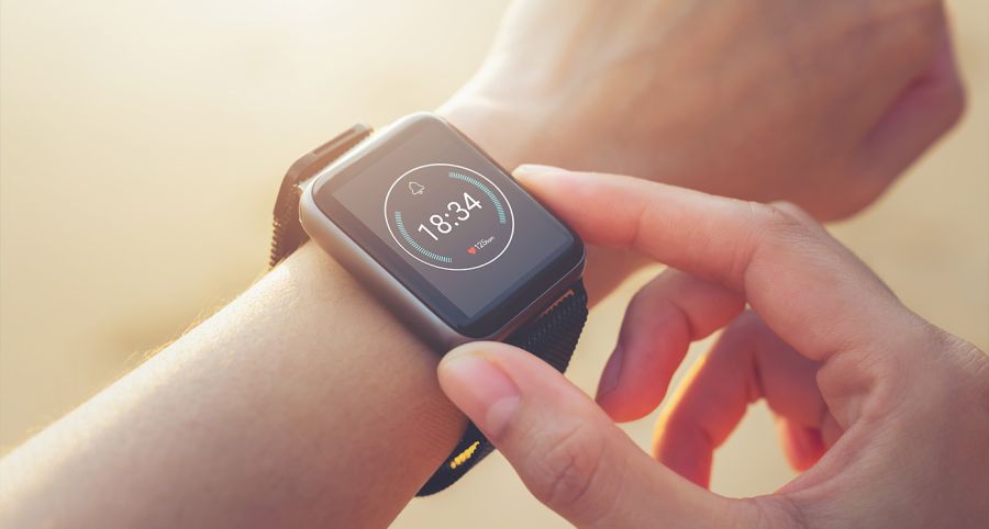 Dermatite, staphylocoques, votre montre connectée en est couverte