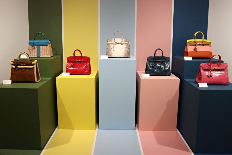 Événement rare: le tout premier sac Birkin d'Hermès vendu aux enchères à Paris en juillet